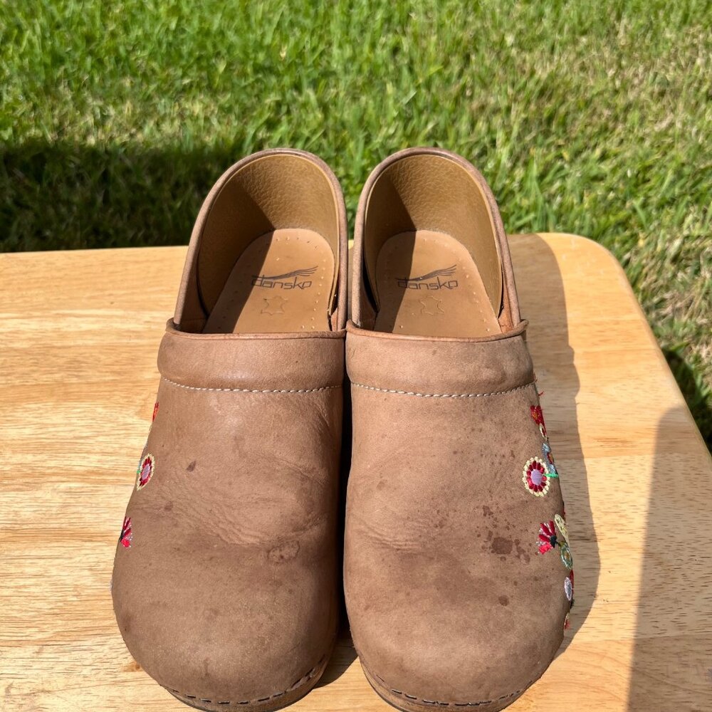 Dansko Tan Mules with Colorful Embroidery - Picture 2 of 6